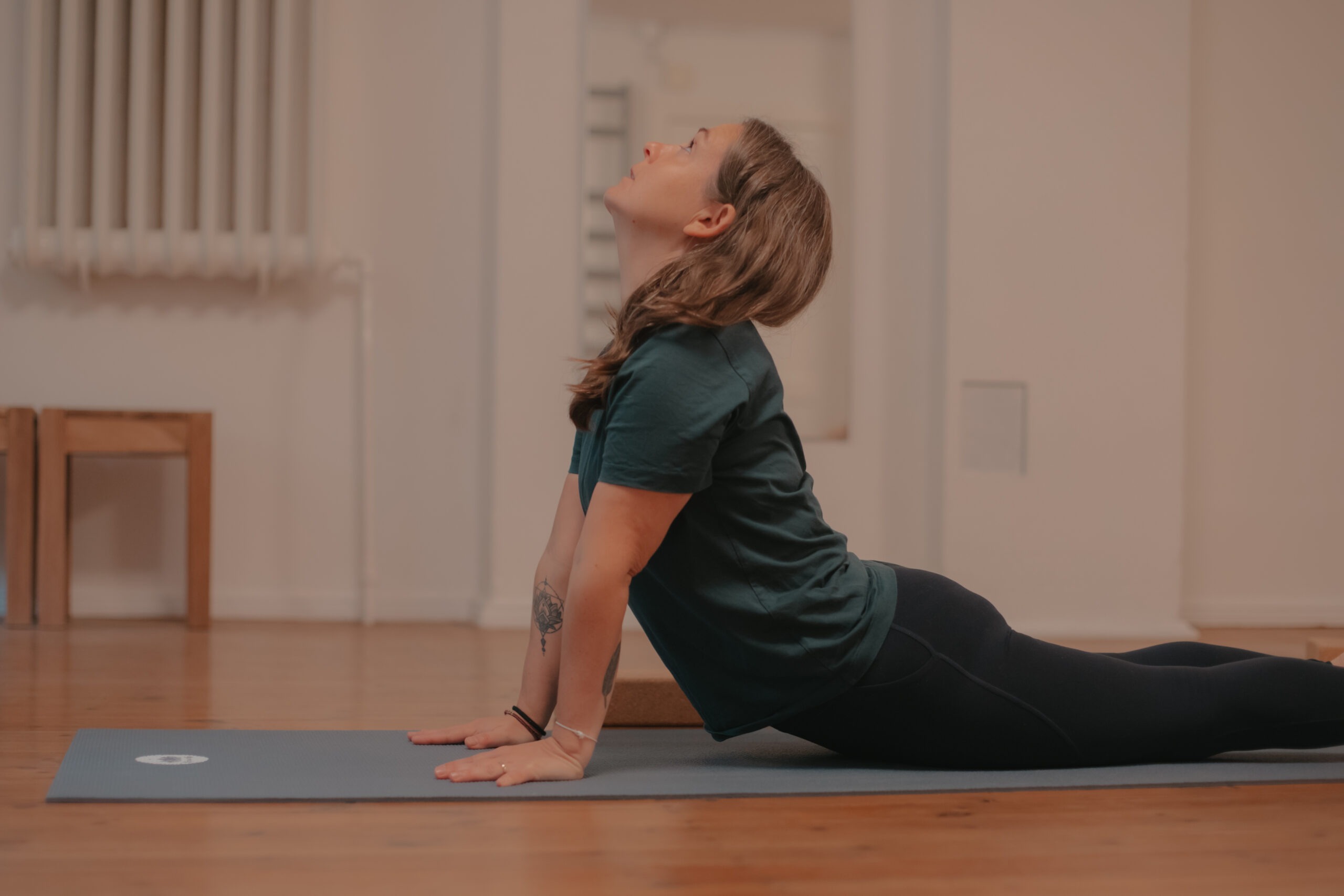 Sylvie Schneuwly - Yogakurse Hatha Yoga Berlin Westend Spandau kleine Gruppe